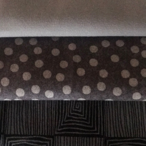 Quilting Cotton Fabric FQ Bundle 3 yards total - Picture 4 of 5